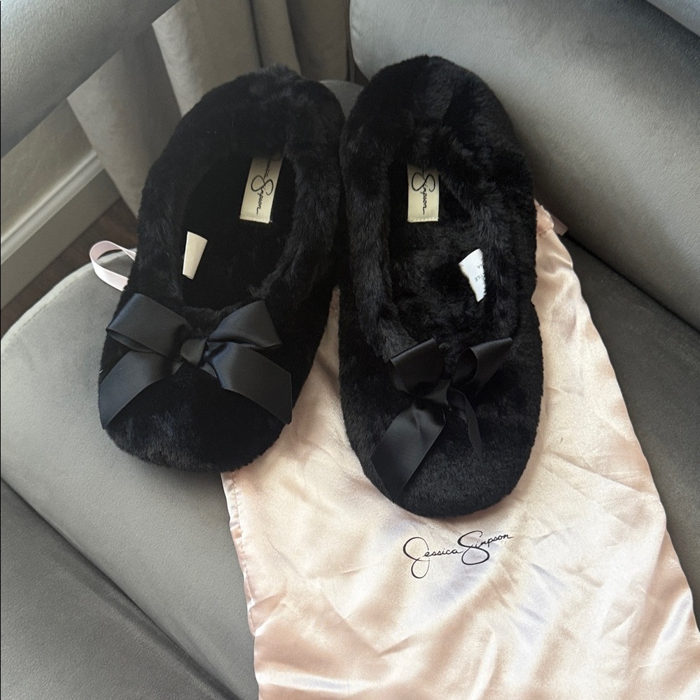 Jessica Simpson Black Plush Slippers with Bow